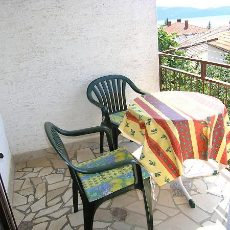 Apartman Braut Krk Town Buitenkant foto